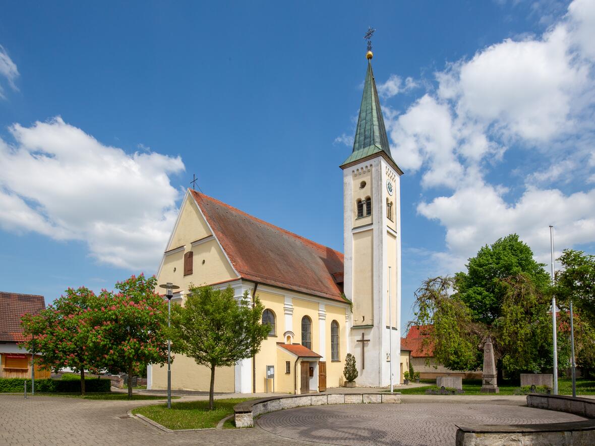 Pfarrkirche St. Xystus Weisingen